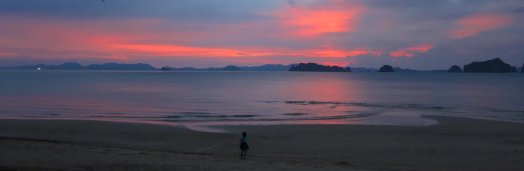 Khth La Quintaesencia Y Krabi 17 Días