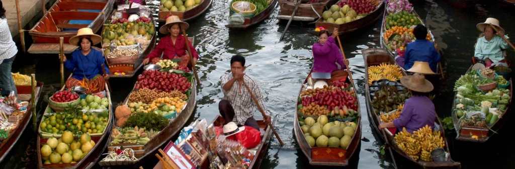 Pr Mercado Flotante Dreamstime Xl
