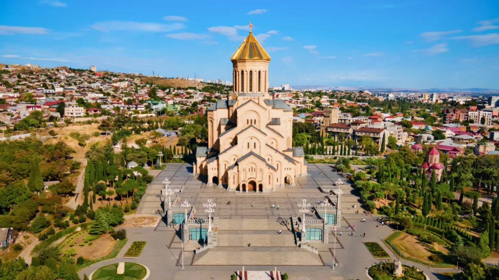 Catedral de la Santísima Trinidad (Sameba), tiblisi, Georgia — Georgia, el país de las maravillas
