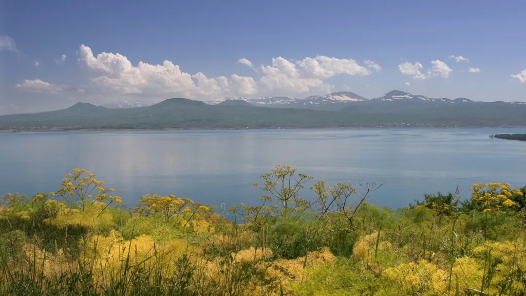 Lago Sevan — Armenia al Completo