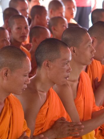 Pr Laos Monjes 2882111770 A0bde1fc2d O