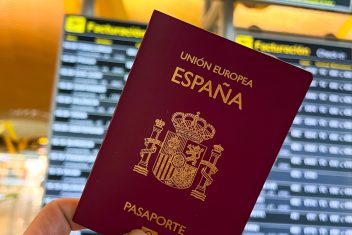 Vuelo a Auckland y Papeete — Polinesia Francesa Esencial