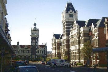 Dunedin — Gran Tour de Nueva Zelanda Fly & Drive